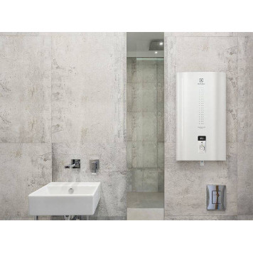 Водонагреватель Electrolux EWH 30 Centurio IQ 2.0-9
