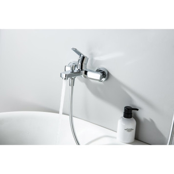 AQ1748CR ЛУГАНО смеситель для ванны с душевым гарнитуром 3jet AQ1748CR-10