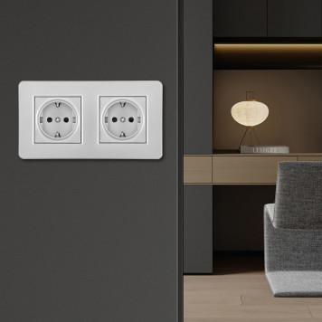Розетка с заземлением и со шторкой Arte Milano SET16-2 SET16-2-40-1x2 silver-1