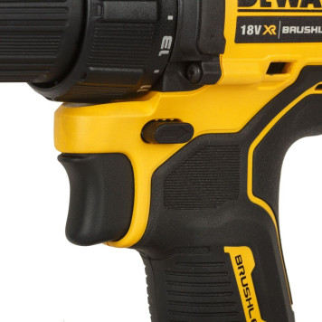 Шуруповерт аккумуляторный DeWalt DCD708L2T-QW (2 акк, з/у), кейс-4