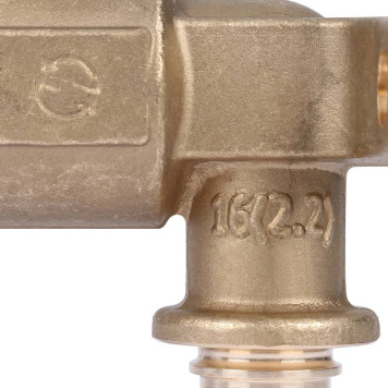 Настенный угольник STOUT с длинным нарезным патрубком 16-Rp 1/2-6