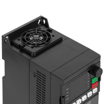 Преобразователь частоты SHUFT SKI70-2D2G-1 2,2 кВт, 220В-4