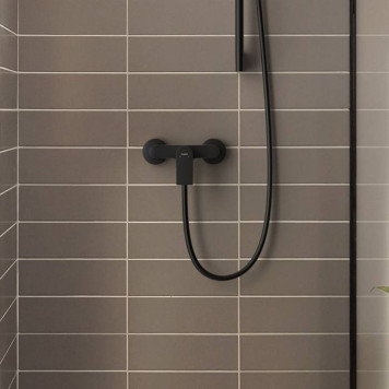 Hansgrohe Rebris E Смеситель для душа, настенный, цвет: черный матовый. 72650670-1
