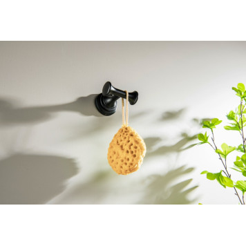 AQ4502MB КЛАССИК крючок двойной, матовый черный AQ4502MB-3