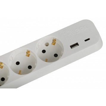 Удлинитель с выключателем Эра UB-3es-3m-USB-6