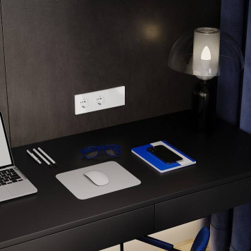 Выключатель одноклавишный с подсветкой без рамки Voltum S70 VLS010201-6