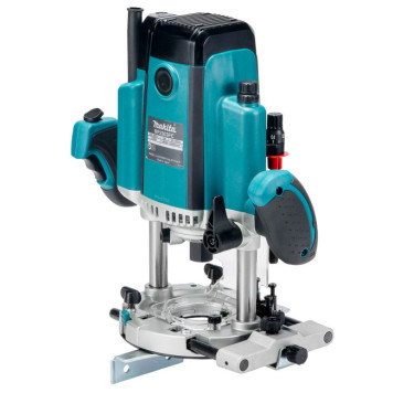 Фрезер Makita RP2303FC02-5
