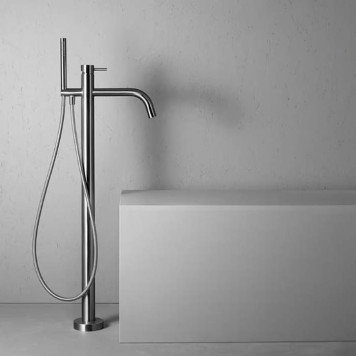 QuadroDesign Source Смеситель для ванны, напольный, с ручным душем, цвет: brushed stainless steel-1