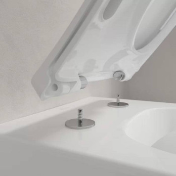 VilleroyBoch Venticello Унитаз 37.5х56х33см., подвесной, безободковый, в комплекте сиденье SlimSeat c микролифтом, CeramicPlus, цвет: альпийский белый. 4611RSR1-6