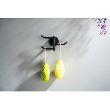 AQ4632MB БЕТТА крючок тройной, матовый черный AQ4632MB-4