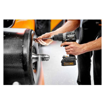 Шуруповерт аккумуляторный DeWalt McLaren Limited Edition DCD85ME2GT (2 акк;з/у)-7