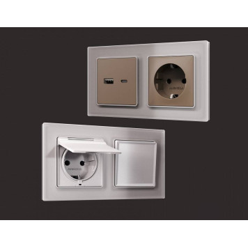 Рамка на 3 поста Ambrella Volt Platos Стекло органическое AF330503-2