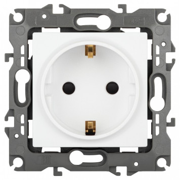 Розетка с заземлением и со шторкой, без рамки Эра Эра 12 12-2102-01М