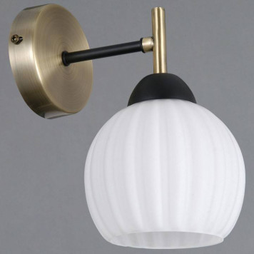 Бра ILLUMICO TRENTO IL0579-1WSQ-25 BK AB TRENTO-1