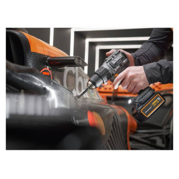 Шуруповерт аккумуляторный DeWalt McLaren Limited Edition DCD85MP2T (2 акк; з/у)-7