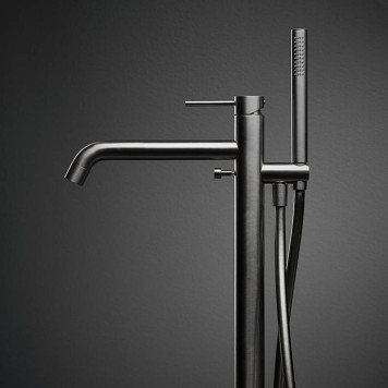 Newform X-STEEL 316 Смеситель для ванны напольный, излив 243 мм, в комплекте руч. душ, шланг, без встраиваемой части, цвет: INOX. 69684EX.50.050-3