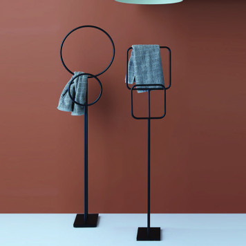 Bertocci Moon Полотенцедержатель напольный 110 см, цвет: черный матовый. 147 0374 0800-1