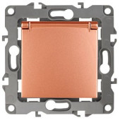 Розетка с заземлением и со шторкой, без рамки с крышкой Эра Эра 12 12-2103-14