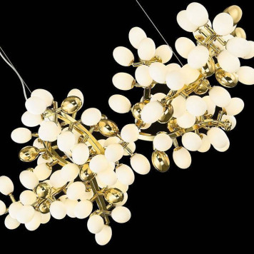 Подвесная люстра Wertmark Olivia WE232.15.323-2