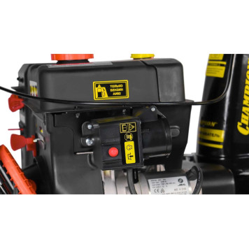 Снегоуборщик бензиновый CHAMPION STT1171E-3