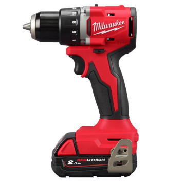 Шуруповерт аккумуляторный Milwaukee M18 BLDDRC-202C-1