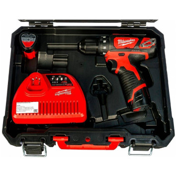 Шуруповерт аккумуляторный Milwaukee M12 BDD-202C-3