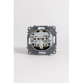 Розетка с заземлением, без рамки Elbi Eleсtriс Zena Vega 609-011100-217-6