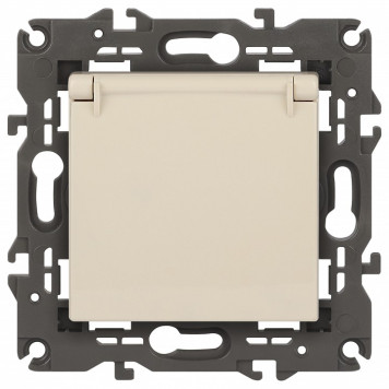 Розетка с заземлением и со шторкой, без рамки с крышкой Эра Эра Elegance 14-2103-02