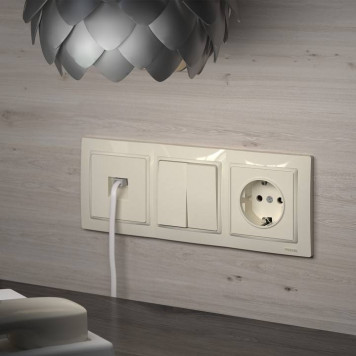 Розетка телефонная RJ-11 без рамки Werkel слоновая кость W1182003-1