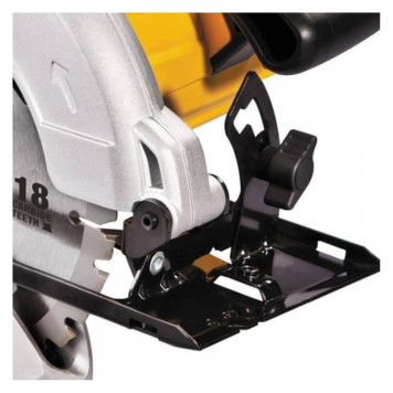Пила дисковая электрическая DeWalt DWE560K-4