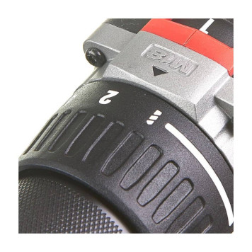 Шуруповерт аккумуляторный Milwaukee M18 CBLDD-0-2