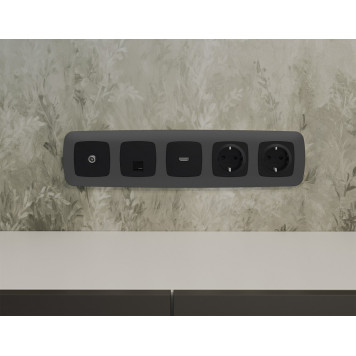 Розетка Ethernet RJ-45 и со шторками, без рамки Ambrella Volt OMEGA MO812005-3