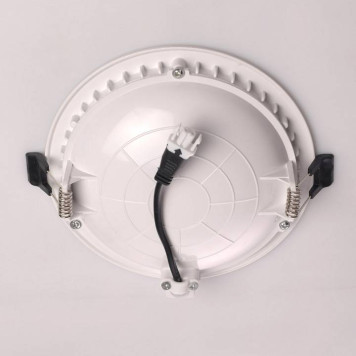 Встраиваемый светильник DeMarkt Стаут 6 702011801-4