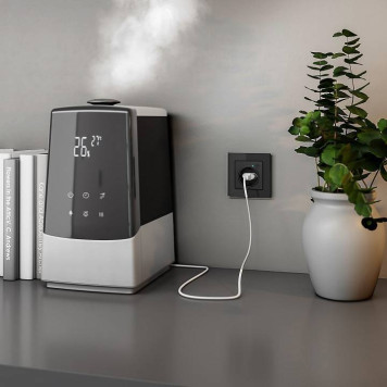 Розетка с заземлением и с шторками, без рамки с Wi-Fi Werkel черный матовый W1171608-1