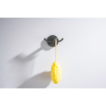 AQ4602BGM БЕТТА крючок двойной, оружейная сталь (шлиф. черный хром) AQ4602BGM-4