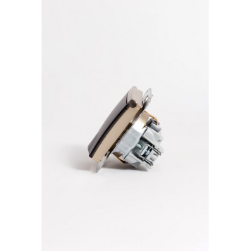 Розетка с заземлением и со шторкой, без рамки с крышкой Elbi Eleсtriс Zena Vega 609-011400-219-5