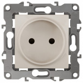 Розетка без заземления, без рамки Эра Эра 12 12-2105-02