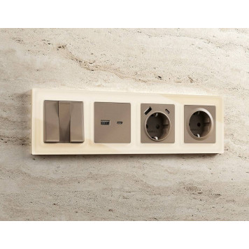 Рамка на 4 поста Ambrella Volt Platos Стекло натуральное AF380304-1