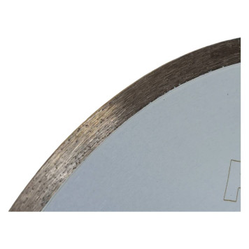 Диск алмазный Hilberg Super Hard 250*25,4 Сплошной HM670-3