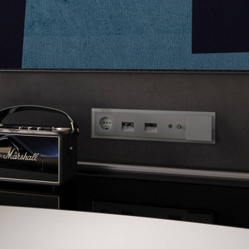 Рамка на 5 постов Voltum S70 VLS110504-4