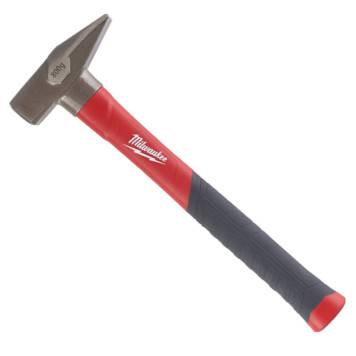Молоток слесарный Milwaukee с рукояткой из стекловолокна (0,8 кг)