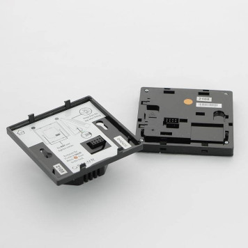 Термостат Salus комнатный встраиваемый программ. с дисплеем черный-4