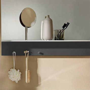 BURGBAD Eqio Зеркало с полкой , светодиод подсв.90х76.9х15см,выкл сбоку справа, 3 крючка, держ для фена справа. цвет серый F2010-1