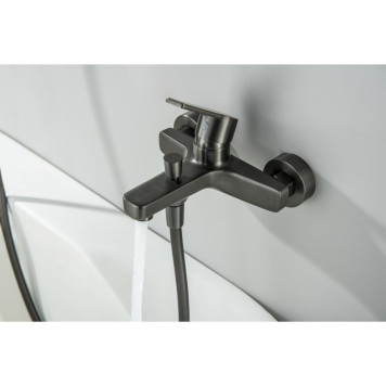 AQ1748BGM ЛУГАНО смеситель для ванны с душевым гарнитуром 3jet, оружейная сталь (шлиф. черный хром) AQ1748BGM-6