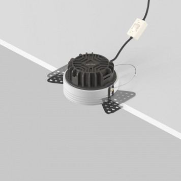 Встраиваемый светильник Maytoni Technical Okno DL055-8W3-4-6K-TRS-W-2