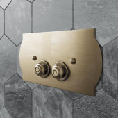 TW 300.2, клавиша смыва для бачков Geberit UP320, 33x2,5xh17, установка со смещением вправо 14мм, материал: латунь, цвет: бронза. TW300.2br