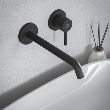 Ideal Standard Ceraline Nuovo Смеситель для раковины, встраиваемым, излив: 22см., цвет: Черный матовый. BD848XG-1